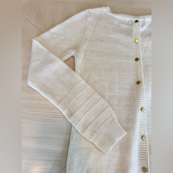 Pink Rose - Textured Knit Cream Sweater – Size Medium - Picture 15 of 16